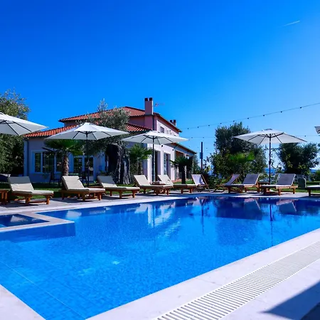 Agroturizem Bylis Station touristique 5*